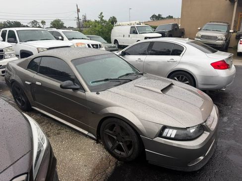 Used 2002 Ford Mustang GT RWD image 5