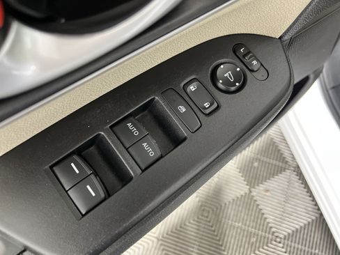 Used 2020 Honda CR-V EX image 15