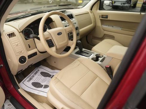 Used 2011 Ford Escape XLT w/ 203A Rapid Spec Order Code image 8