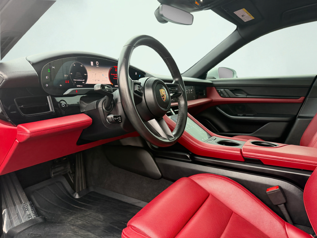 Used 2022 Porsche Taycan RWD image 52