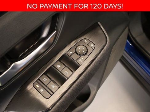 New 2025 Nissan Kicks SV w/ SV Premium Package image 8