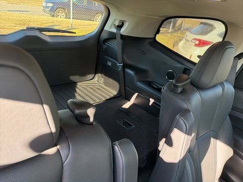 Used 2025 Subaru Ascent Bronze Edition w/ Popular Package #2 image 16