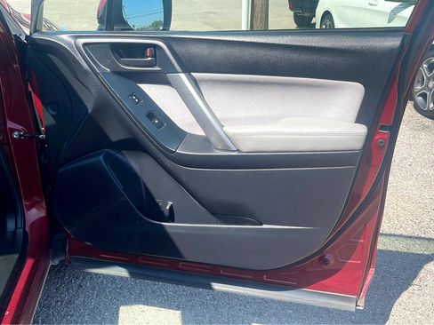 Used 2016 Subaru Forester 2.5i Premium w/ All-Weather Package image 14