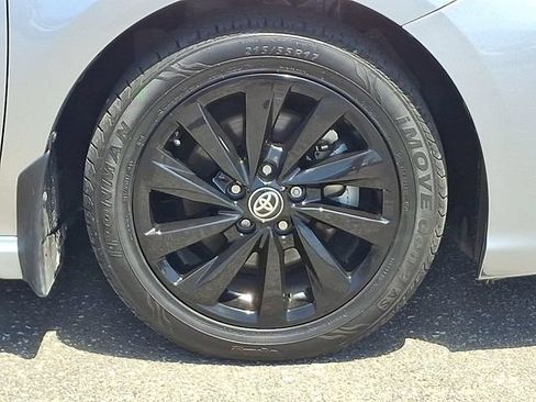 Used 2024 Toyota Camry SE FWD image 25
