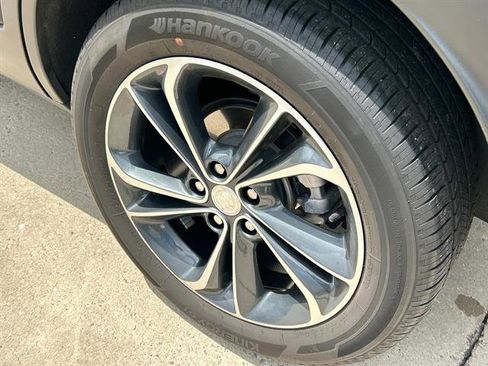 Certified 2023 Buick Encore GX Select image 12