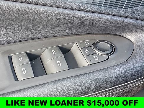 Used 2024 Chevrolet Blazer EV LT AWD/4WD image 29