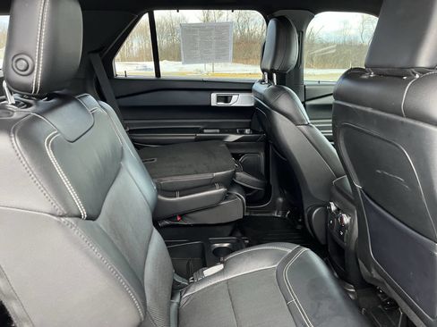 Used 2020 Ford Explorer ST w/ Premium Technology Package image 37