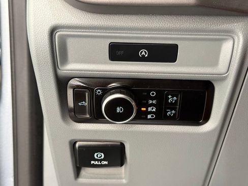 Used 2025 Ford F150 XLT w/ Equipment Group 301A Standard AWD/4WD image 32