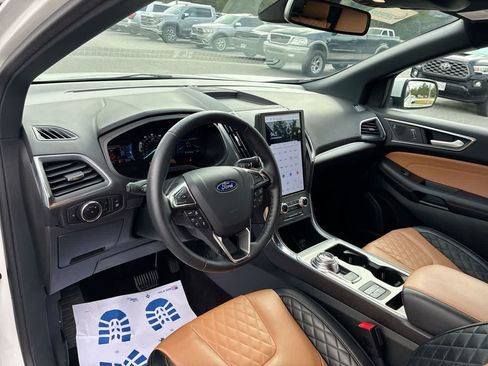 Used 2024 Ford Edge Titanium w/ Titanium Elite Package AWD/4WD image 10