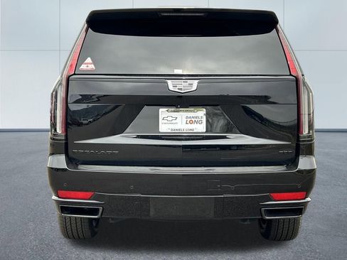 Used 2024 Cadillac Escalade Sport w/ LPO, ONYX Package AWD/4WD image 4