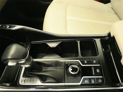 Used 2023 Kia Sorento X-Line EX image 11