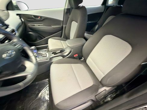 Used 2020 Hyundai Kona SEL FWD image 11