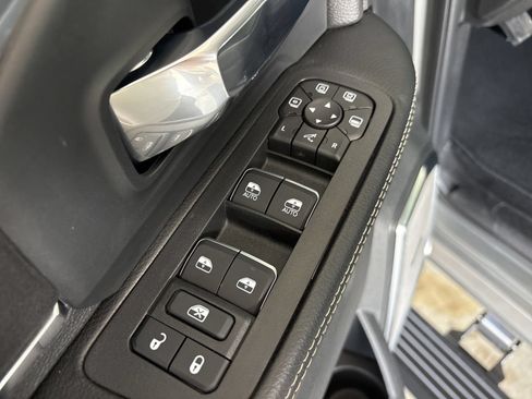 New 2026 RAM 3500 Laramie AWD/4WD image 12