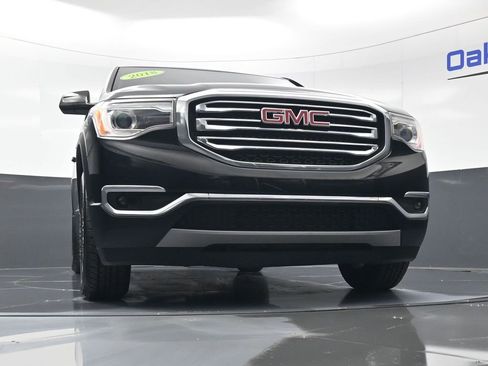 Used 2018 GMC Acadia SLT image 44