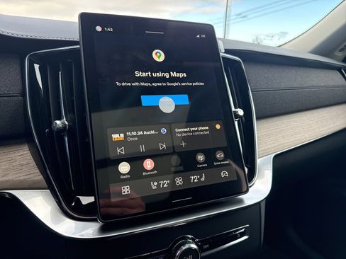 New 2026 Volvo XC90 B5 Core w/ Protection Package image 23