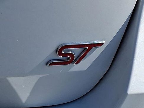 Certified 2025 Ford Explorer ST w/ Sun And Sound Package image 36