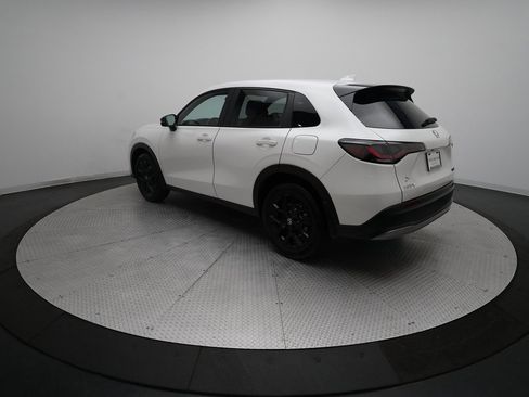 Certified 2024 Honda HR-V Sport image 12