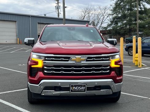 Used 2023 Chevrolet Silverado 1500 LTZ image 3