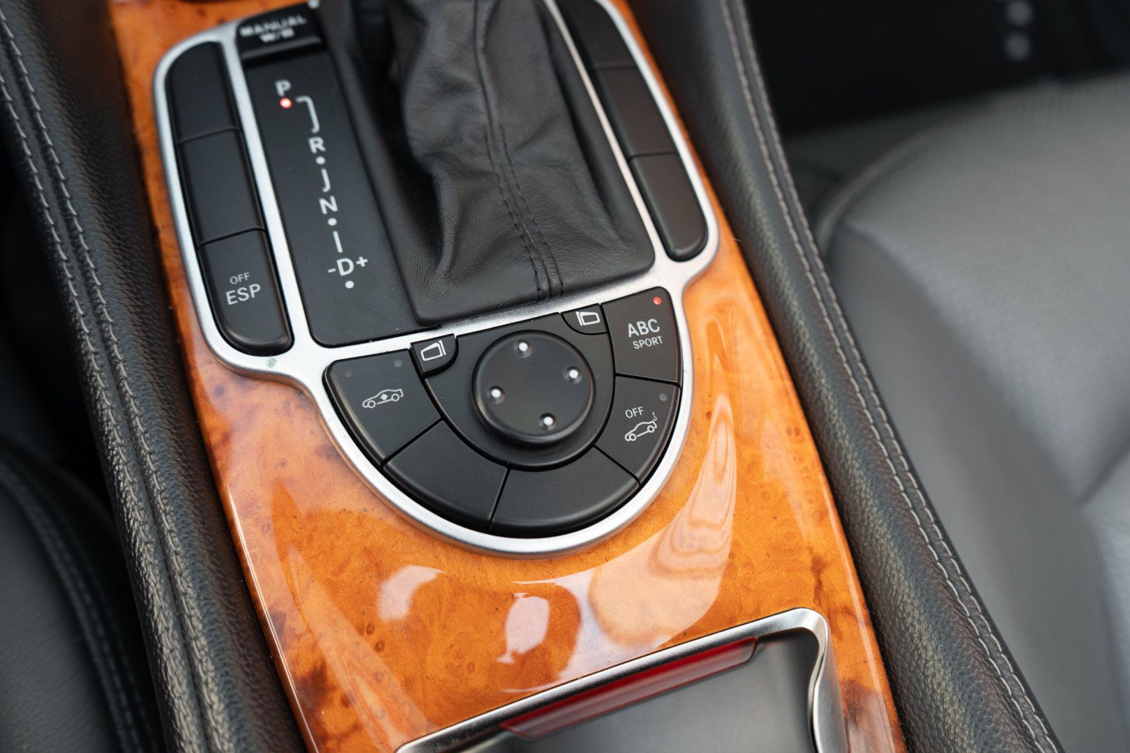 Used 2003 Mercedes-Benz SL 55 AMG image 26