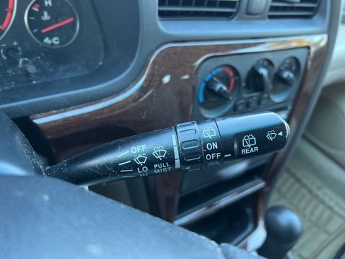 Used 2003 Subaru Outback 2.5 image 12