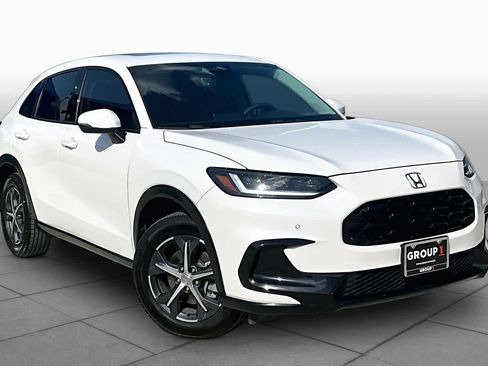 Used 2023 Honda HR-V EX-L image 3