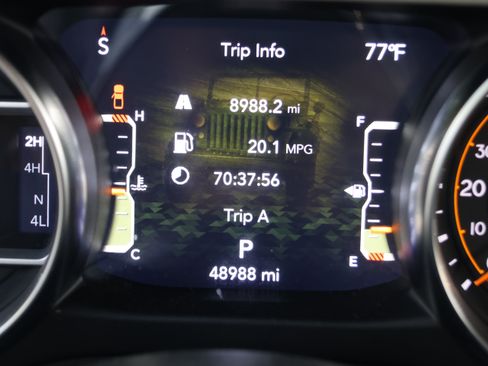 Used 2022 Jeep Gladiator Overland AWD/4WD image 17