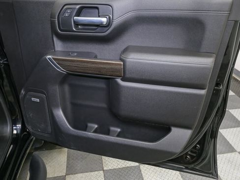 Used 2021 Chevrolet Silverado 1500 LT Trail Boss w/ Convenience Package II AWD/4WD image 23