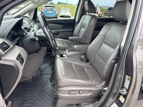Used 2015 Honda Odyssey EX-L image 17