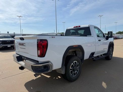Used 2023 GMC Sierra 3500 Pro w/ Convenience Package AWD/4WD image 3