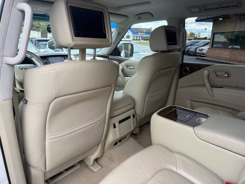 Used 2015 INFINITI QX80 Luxe w/ 22" Wheel Package image 27