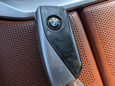 Used 2023 BMW 740i RWD image 31