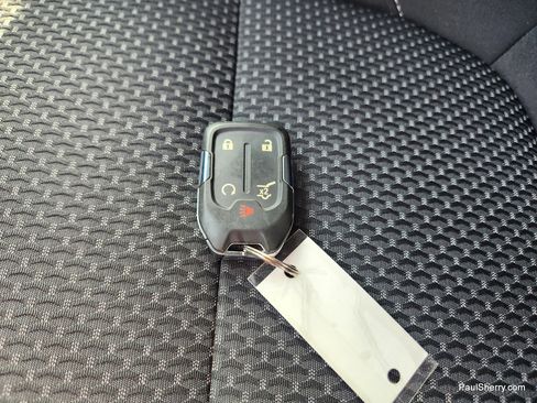 Used 2023 GMC Acadia SLE w/ Driver Convenience Package image 52