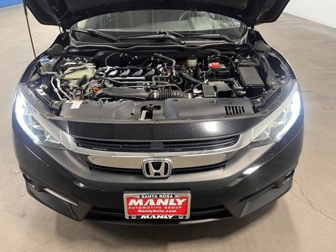 Used 2018 Honda Civic EX-T image 9