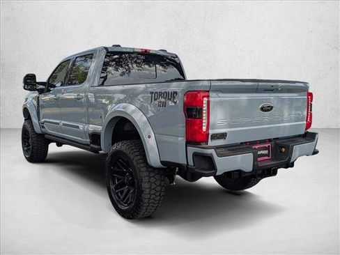 New 2026 Ford F250 Lariat w/ Black Appearance Package AWD/4WD image 7