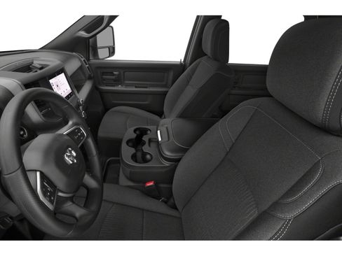 Used 2024 RAM 2500 Tradesman w/ Chrome Appearance Group image 8