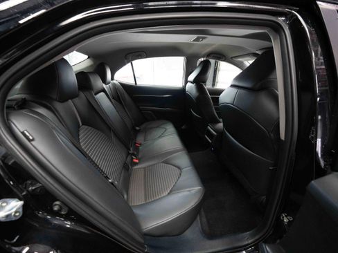 Used 2024 Toyota Camry SE image 24