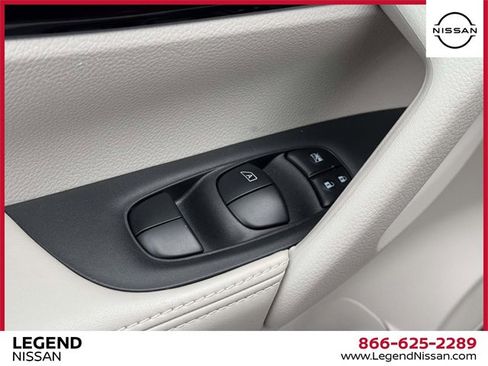 Certified 2021 Nissan Rogue Sport SL image 15