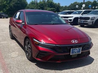 Used 2024 Hyundai Elantra SEL w/ Convenience Package FWD video 1