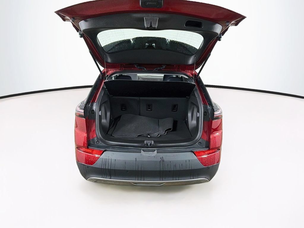 Used 2023 Chevrolet Bolt EUV Premier w/ Sun & Sound Package FWD image 26