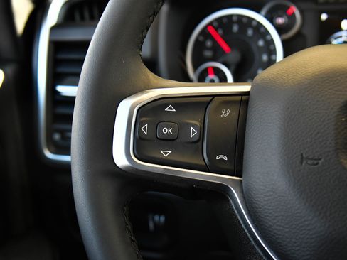 Used 2025 RAM 2500 Big Horn image 35