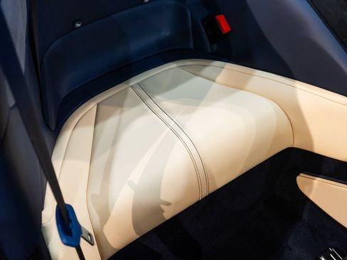Certified 2024 Ferrari Roma Spider RWD image 37