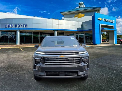 New 2026 Chevrolet Traverse LT FWD image 8