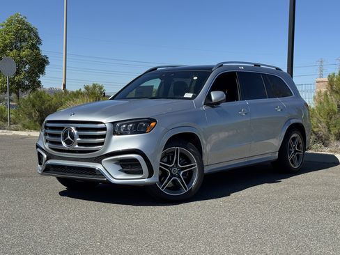 New 2025 Mercedes-Benz GLS 450 4MATIC image 2