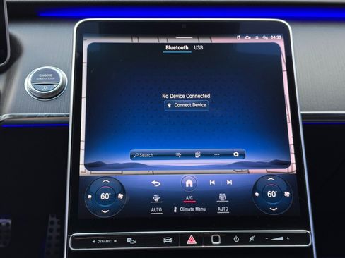 Used 2023 Mercedes-Benz S 500 4MATIC w/ AMG Line image 32