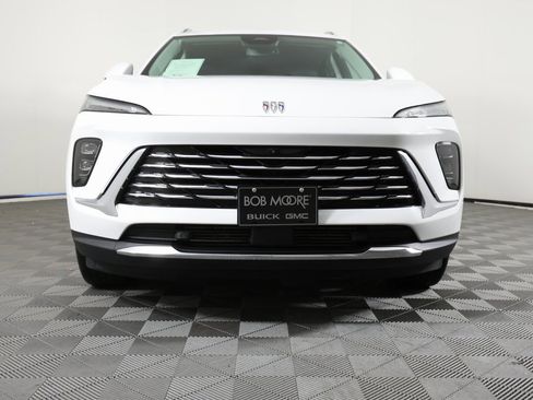 Used 2025 Buick Envision Preferred image 2