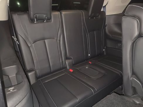 Certified 2024 INFINITI QX60 Luxe FWD image 21