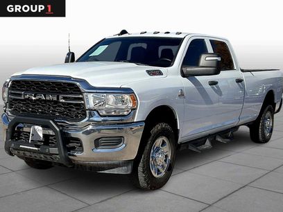 Used 2024 RAM 2500 Tradesman w/ Chrome Appearance Group