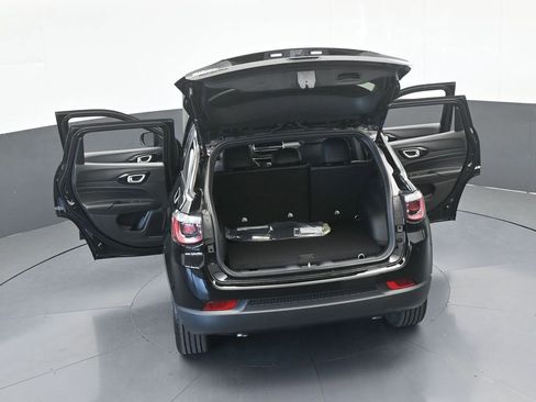 New 2026 Jeep Compass Latitude image 62