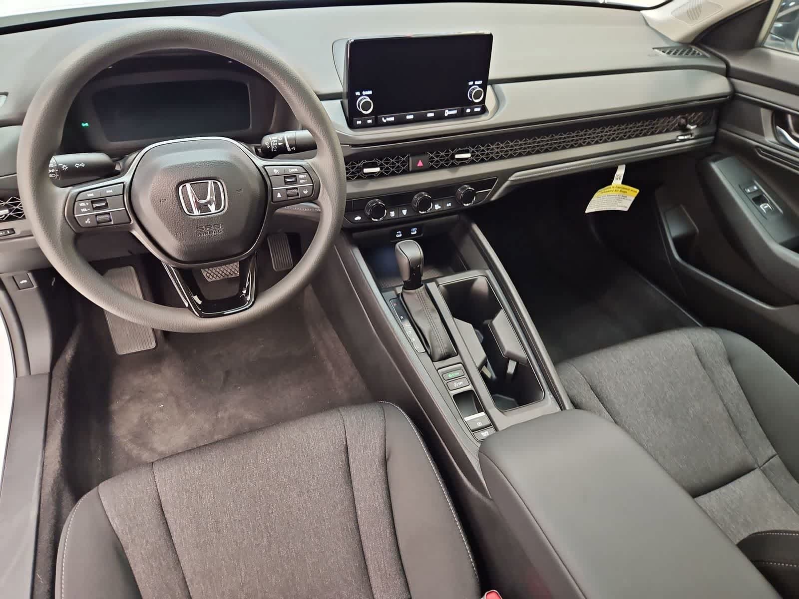 Certified 2025 Honda Accord SE image 19