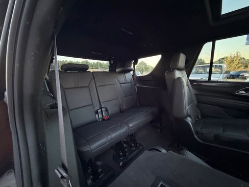 Used 2022 Chevrolet Tahoe RST w/ Luxury Package AWD/4WD image 20